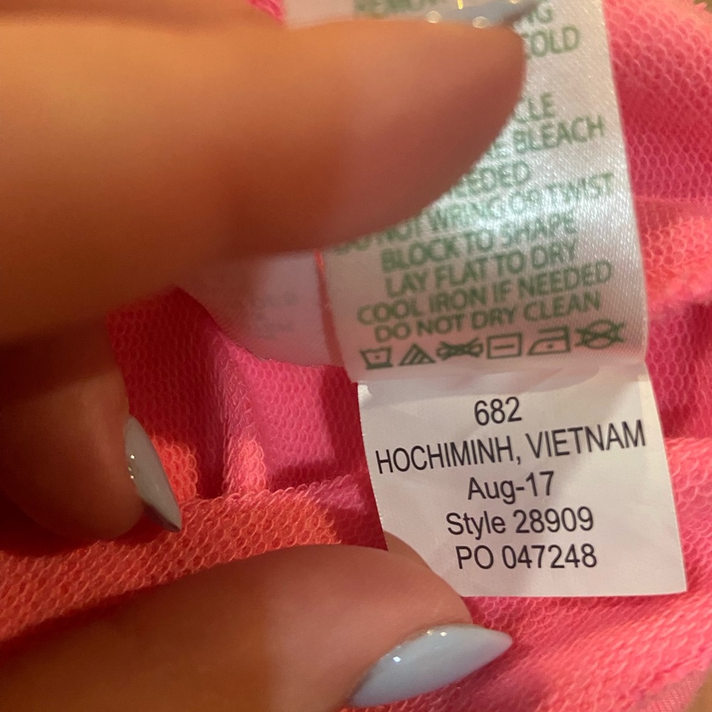 Lilly Pulitzer Skipper Solid Popover With Peekabo… - image 6